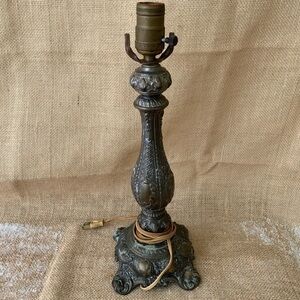 Vintage Ornate Cambridge Cast Metal Table Lamp Works
